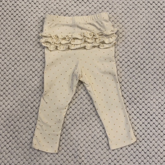 Girl’s Ruffle Leggings 3 Pack - Picture 3 of 4